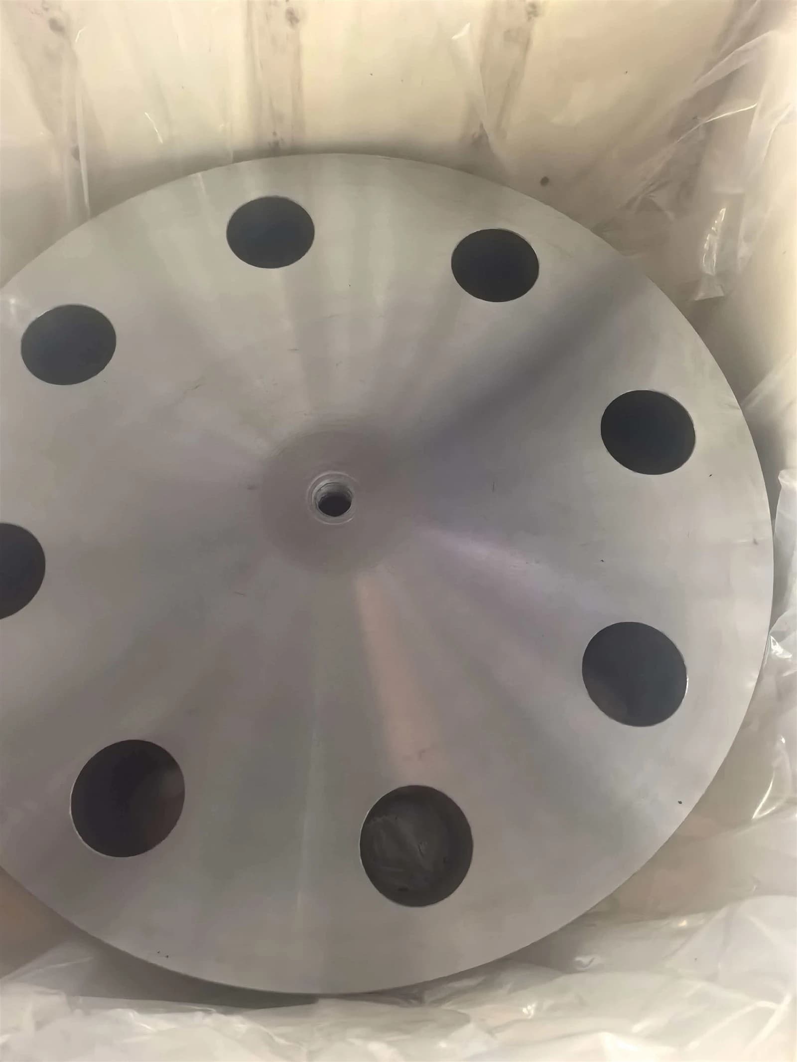 Mặt bích giảm áp cao RTJ 6 inch 2500LB A350 LF2 Series (1/2 inch) được vận chuyển đến Mexico