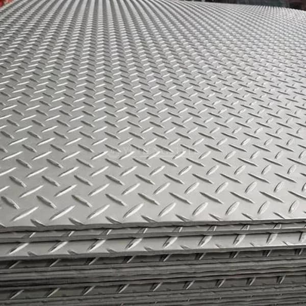 Thép Tấm Chống Trượt Carbon 2