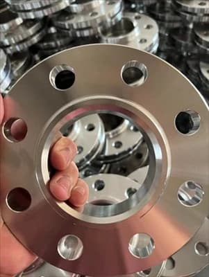 10.000 mặt bích inox 317 đã được giao đến Úc.